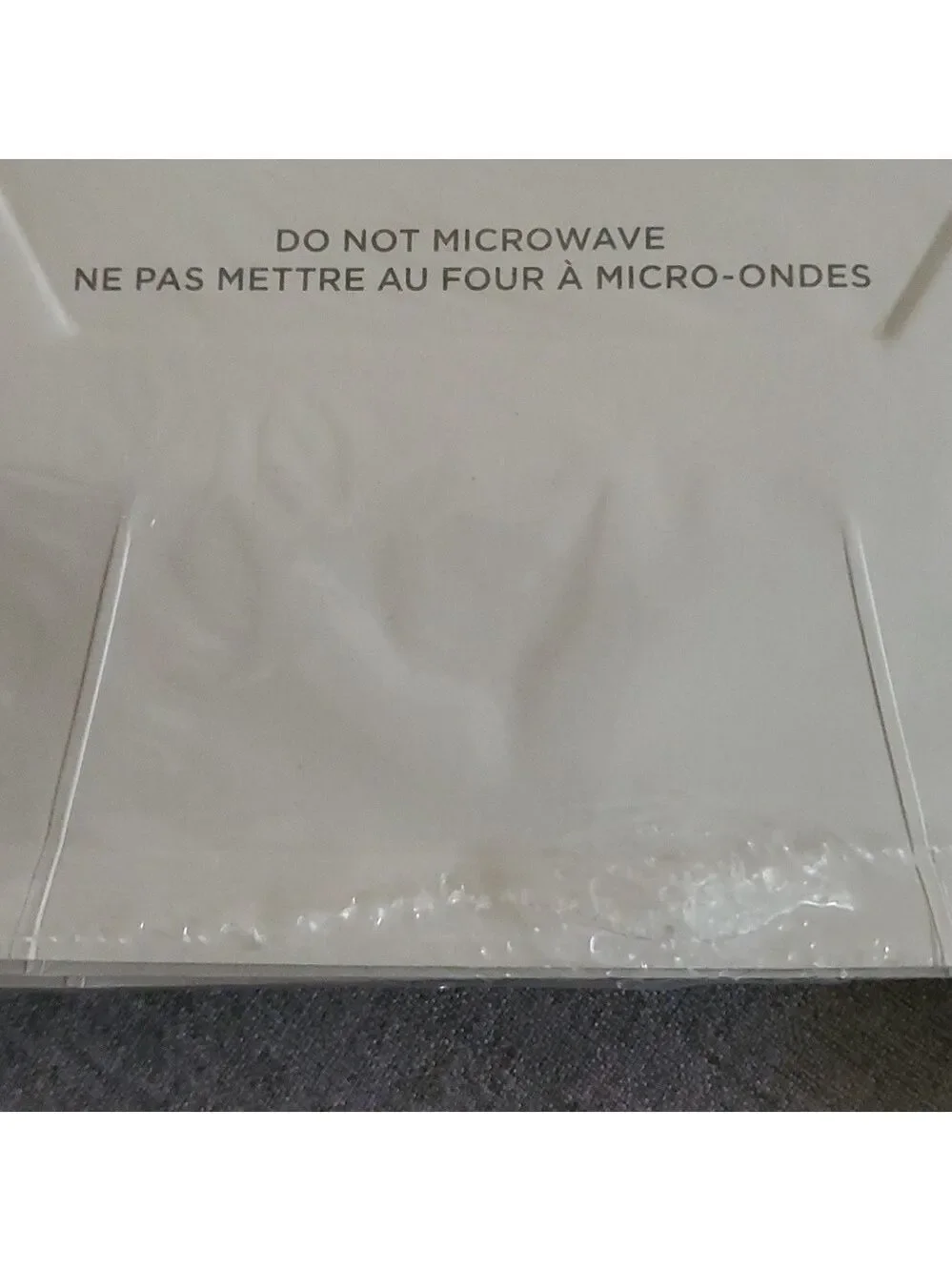 Papyrus Home dinner plates 8 x 2 packages + 20 beverage napkins x 2 packages